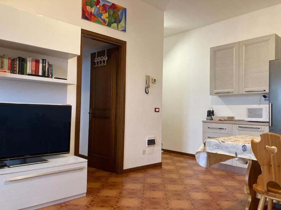 Mountain View Charming Apartment 2