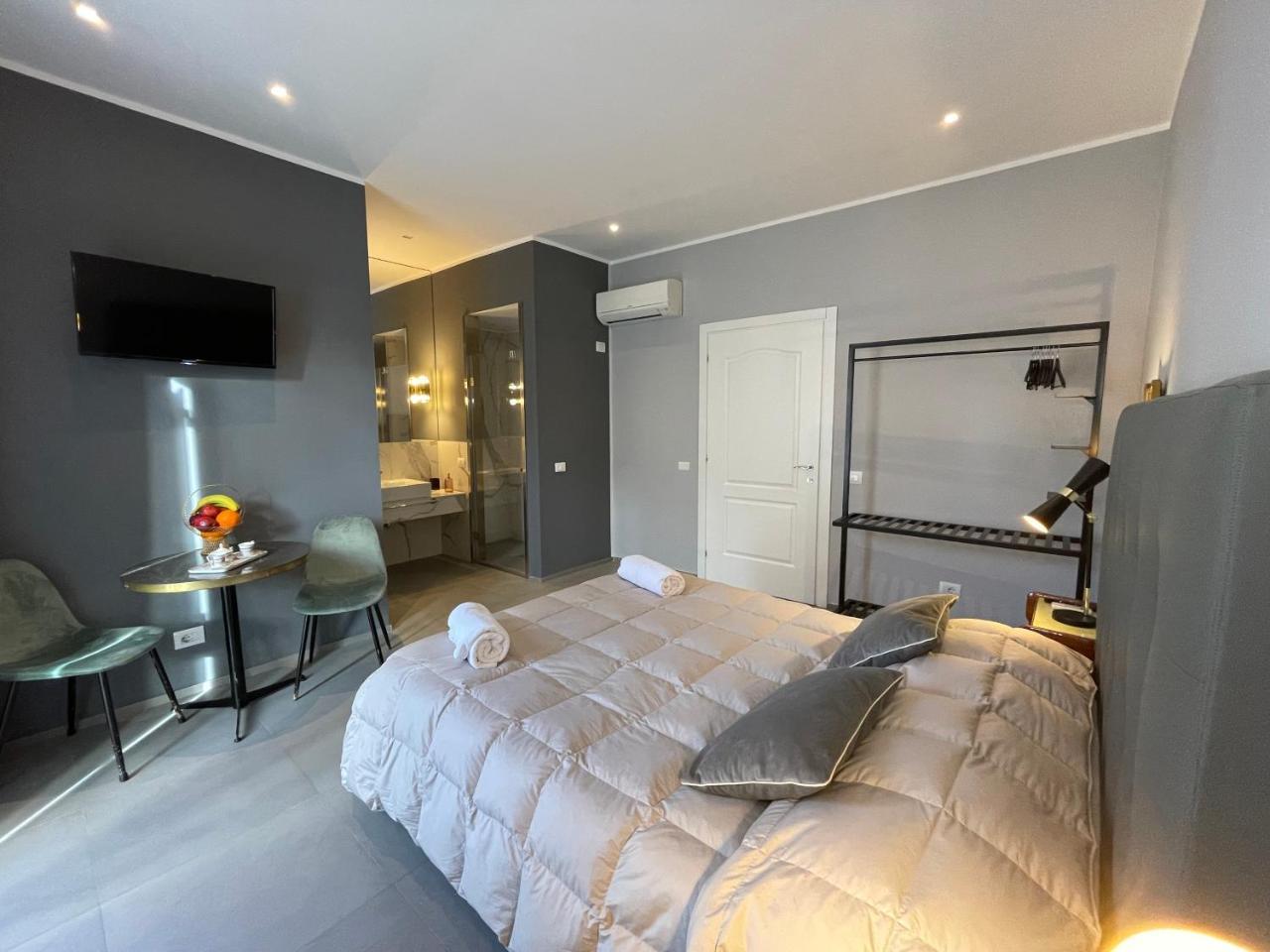Dimora San Gregorio Luxury Rooms