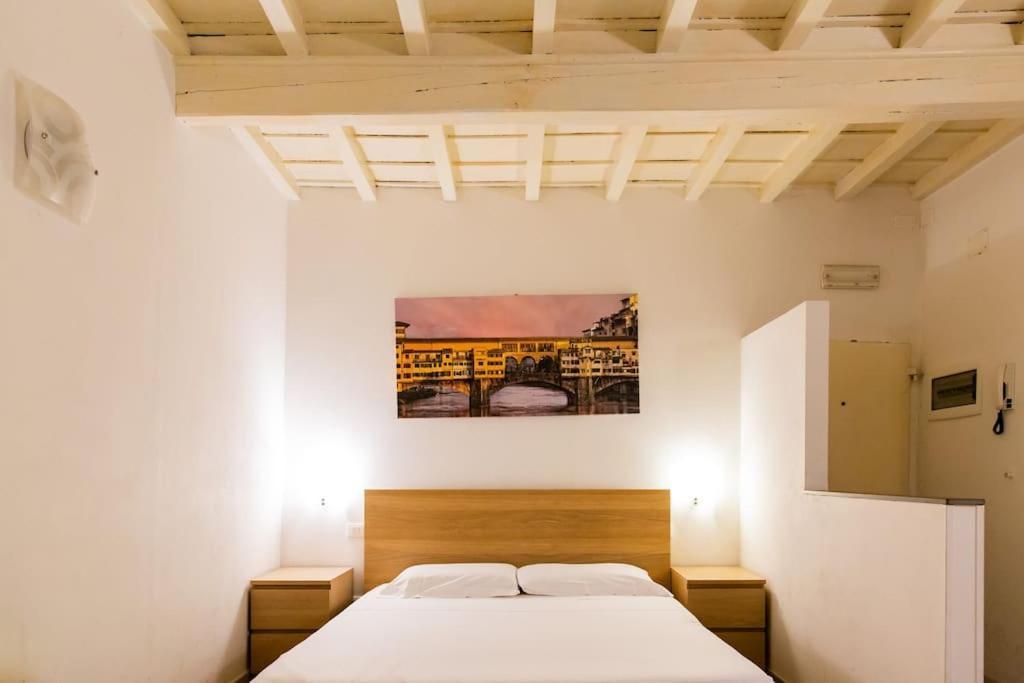 Lovely Studio Steps From Basilica Santa Croce