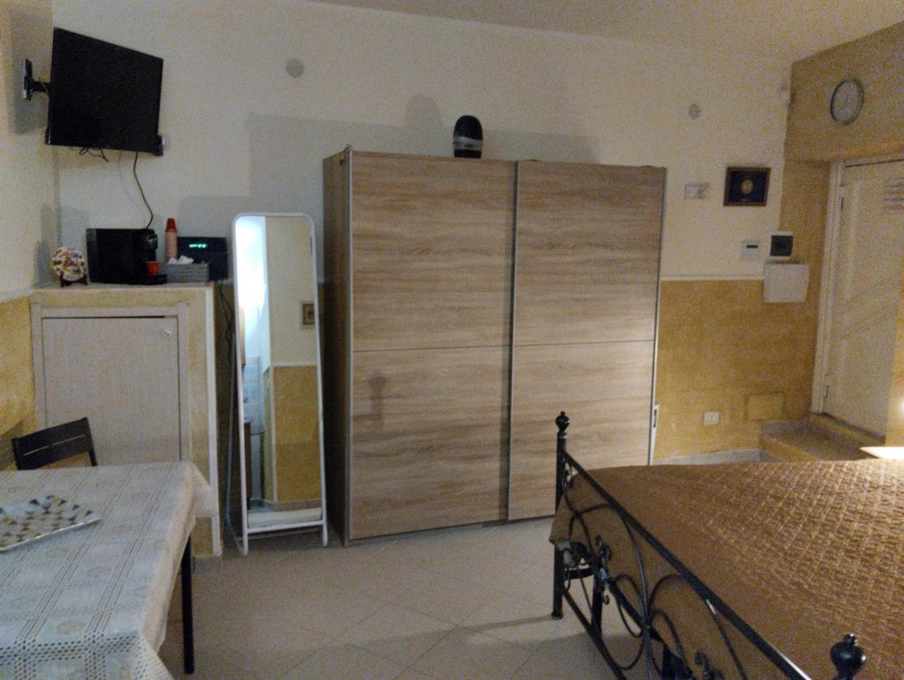 Confortevole Casetta Ortigia 1