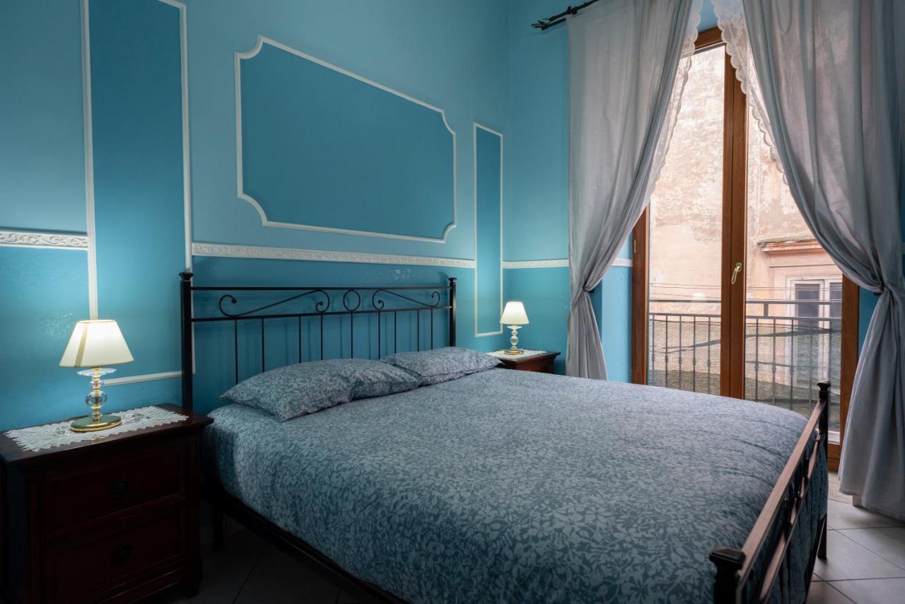 Spaccanapoli Home