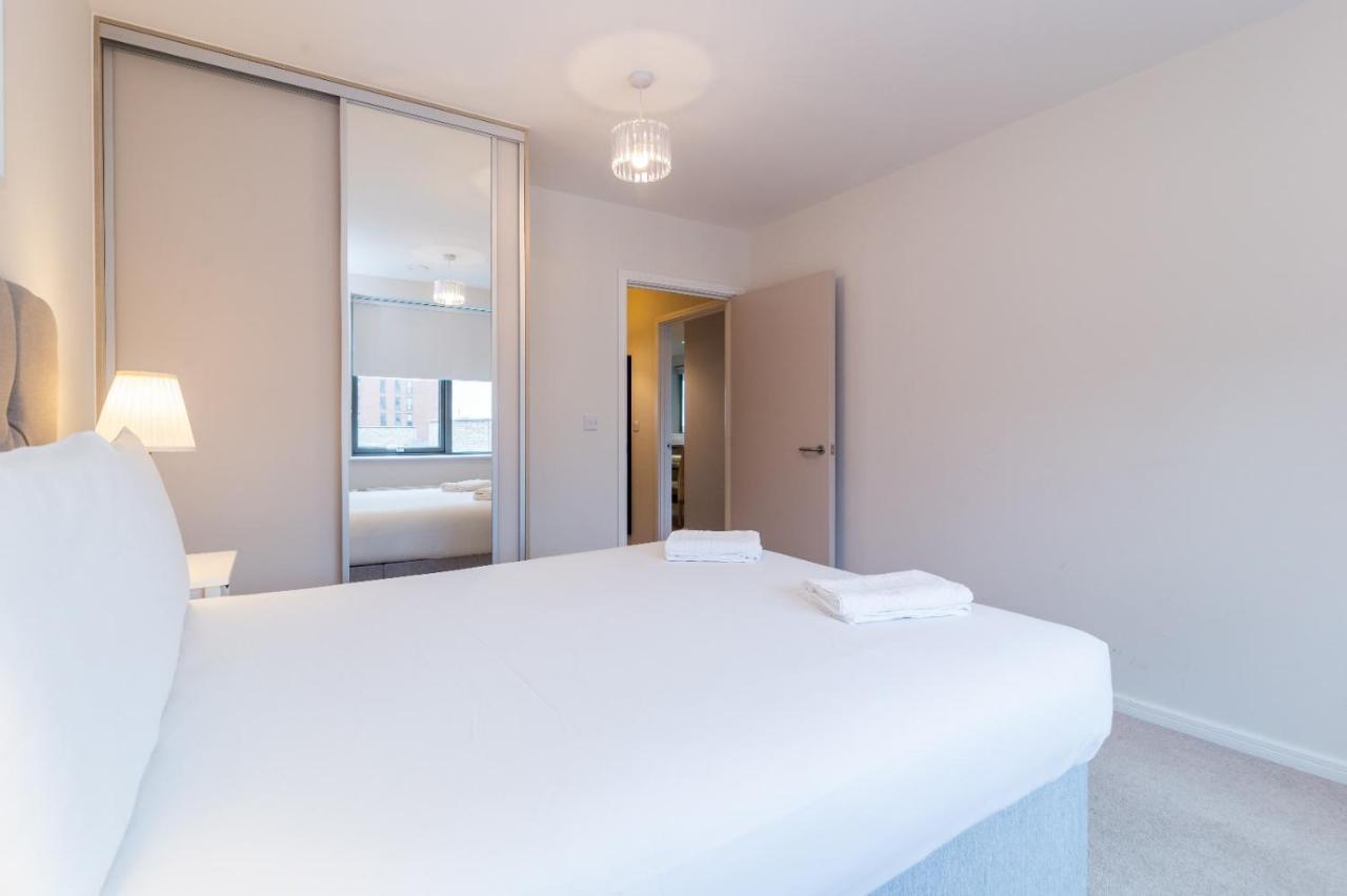 Glorious Suite 2