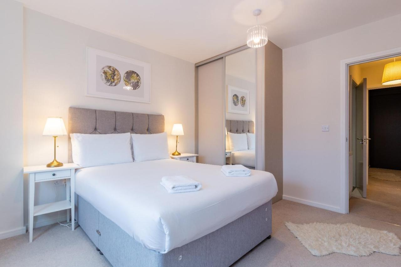 Glorious Suite 1