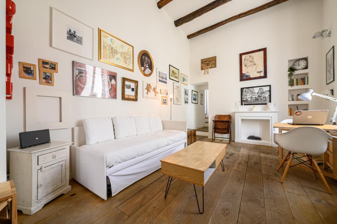 Vespa Apartment 1