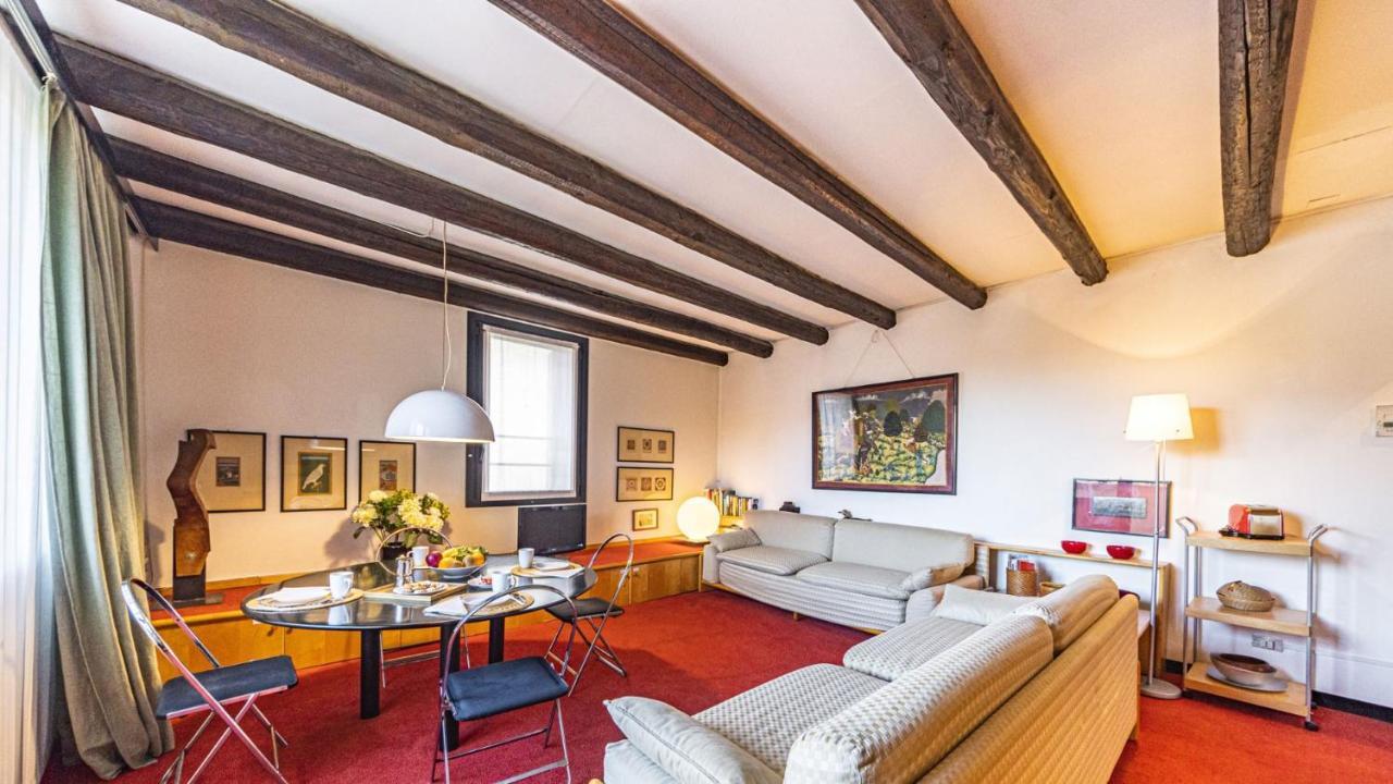 Penthouse Accademia 1