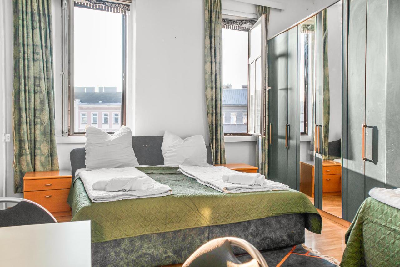 Joyful 2br Apt. @ Millenium Tower And the Danube