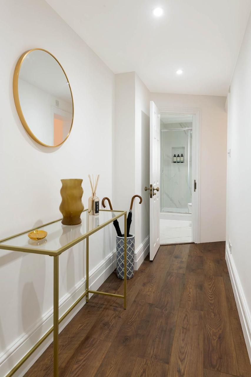 Luxury Chelsea Apartment 2