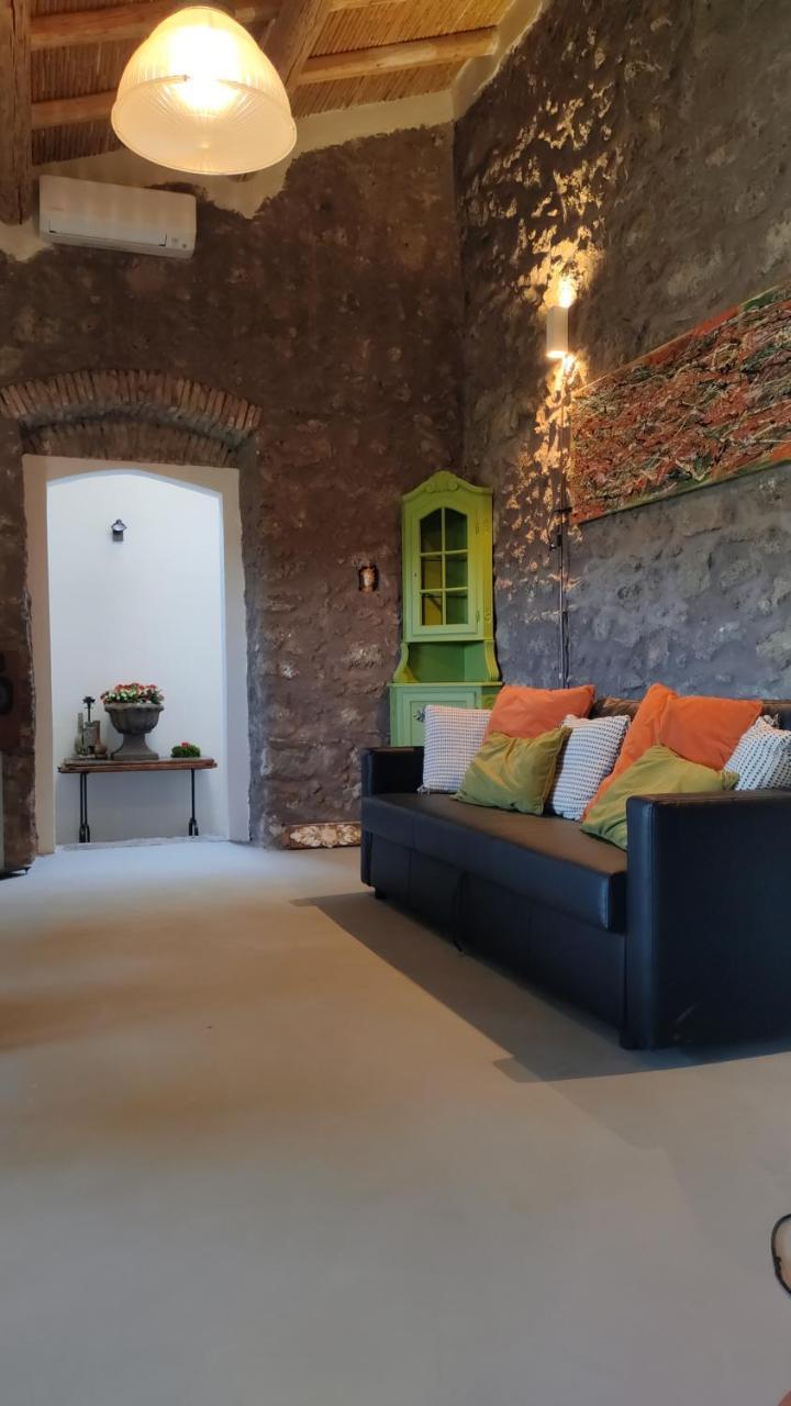 Lavica - Country Guest House 2