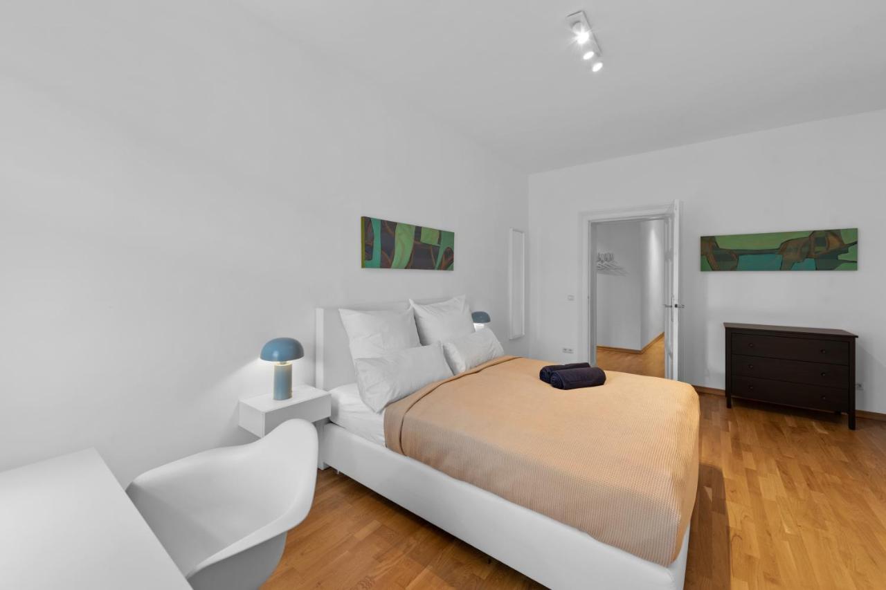 Beautiful 80sqm Appartment in Berlin-Mitte 1