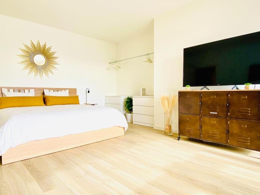 Casa Vitus (Adults Only) 2