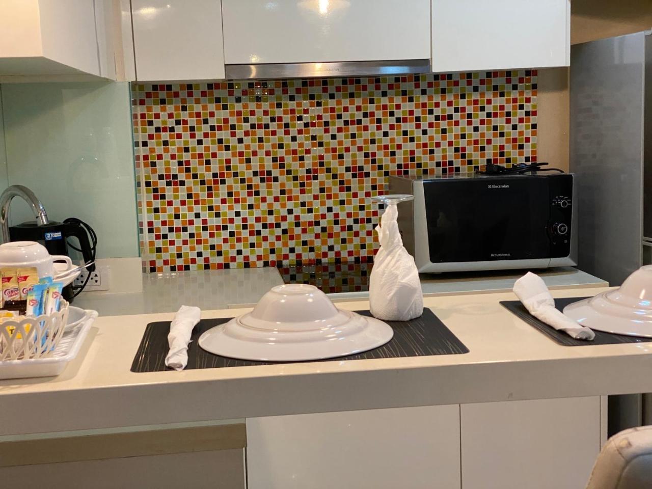Studio Bedroom with Kitchen 1
