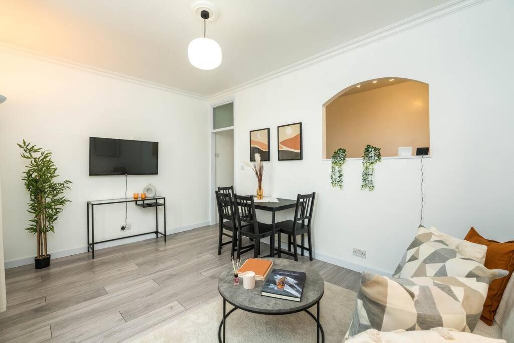 Central Apartment in the Heart of Notting Hill