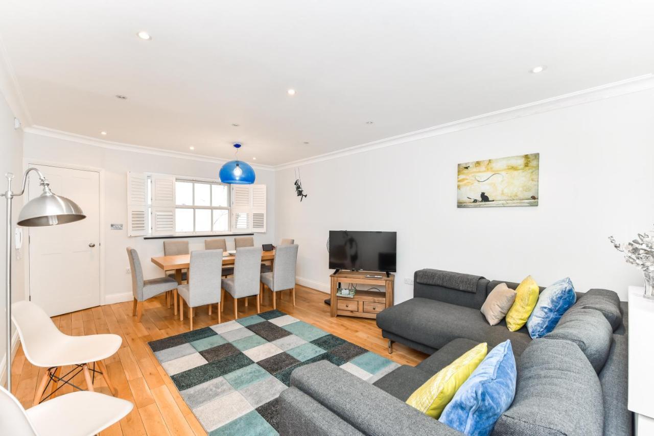 Spacious Quiet 4bedrooms 6beds House with Private Garage 5min Walk To Paddington Station 1