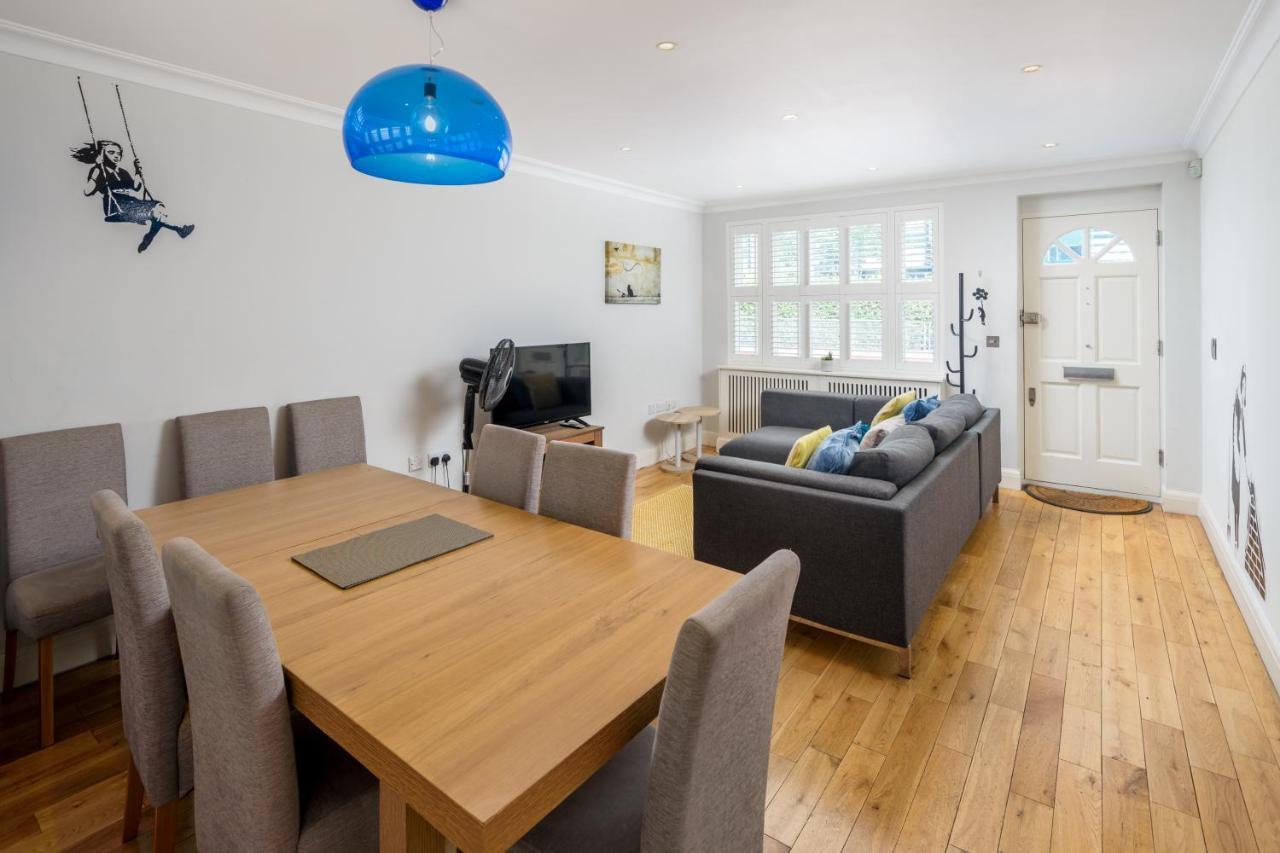 Spacious Quiet 4bedrooms 6beds House with Private Garage 5min Walk To Paddington Station 2