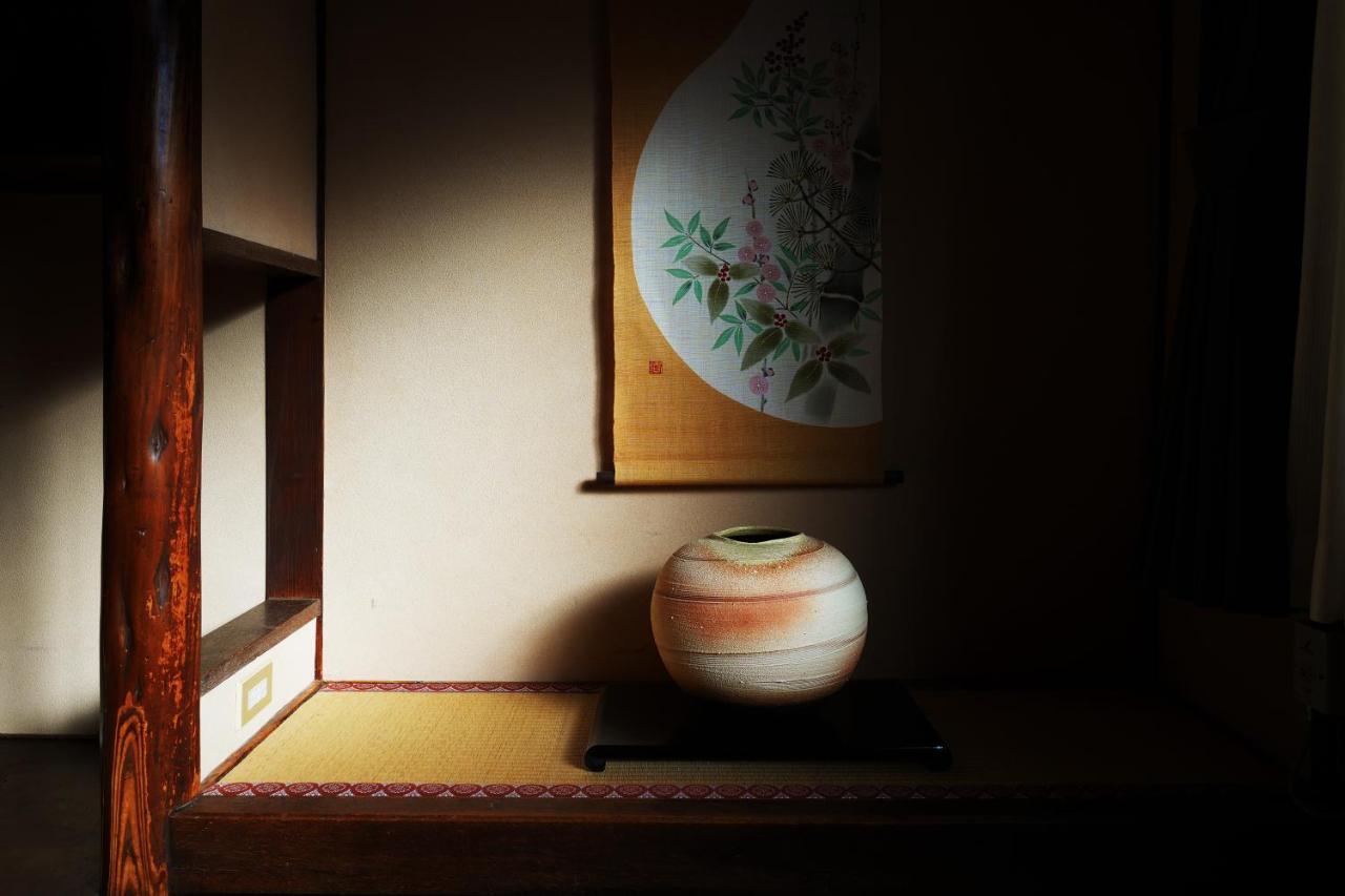 Tennichikaku