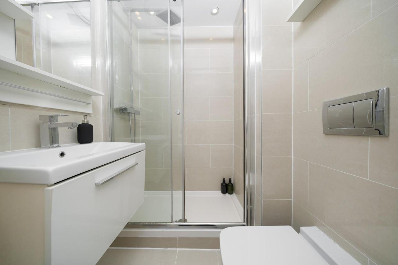 Your Own House, 2 Bedr, 3 Beds, 2,5 Bath, Covent Gdn 1