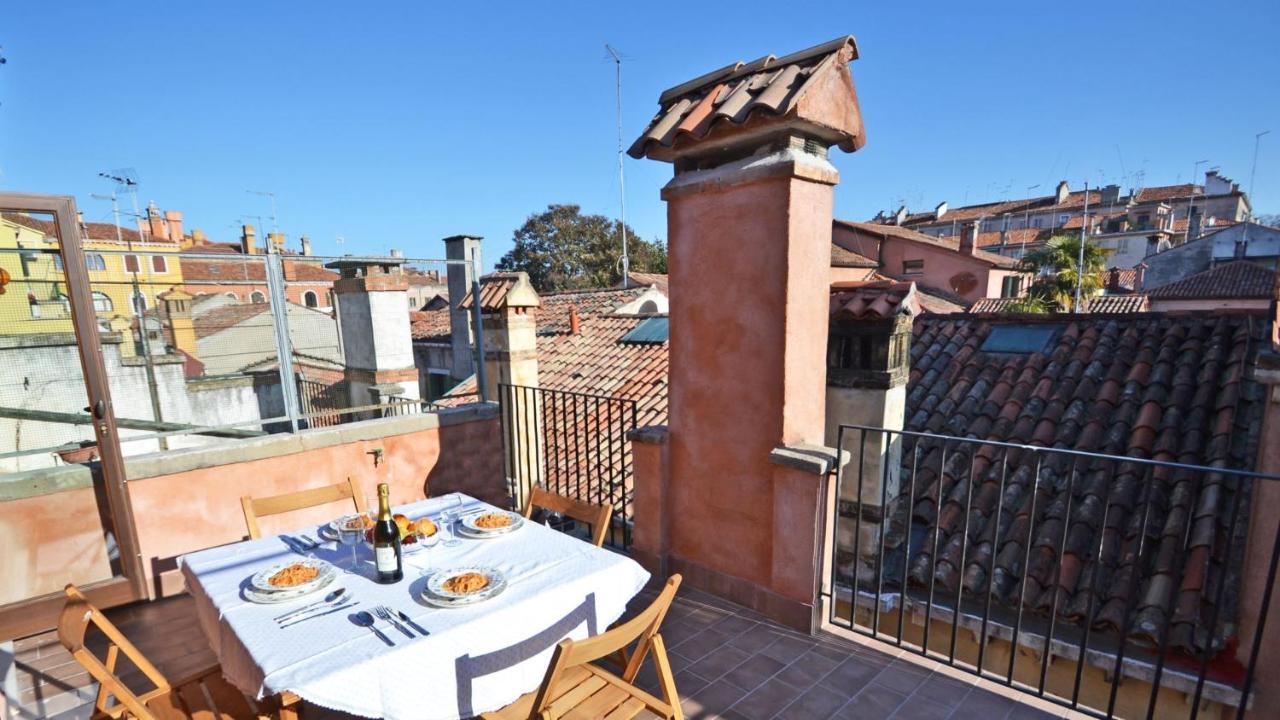 Mellina's Terrace - Stylish House 1
