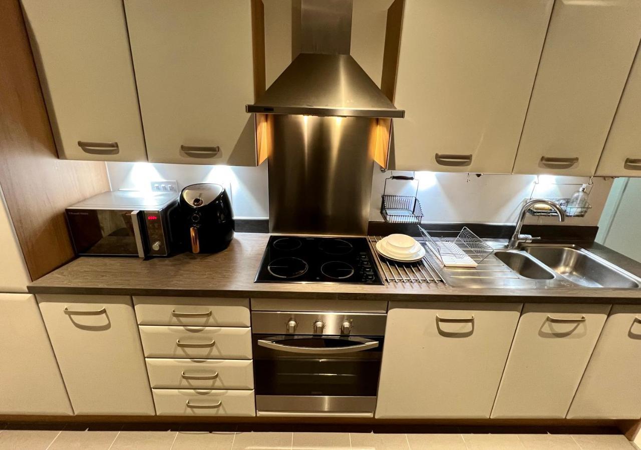 1 Bed Stunning Central London Apartment City Road 1