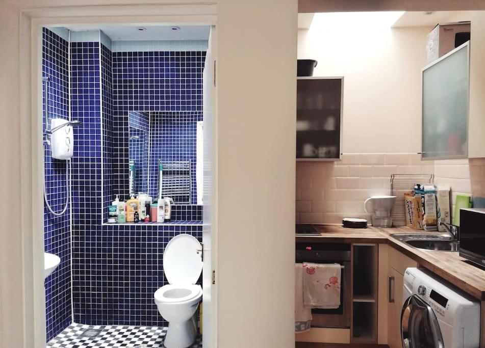 Self-Contained Private Apartment Unit 1