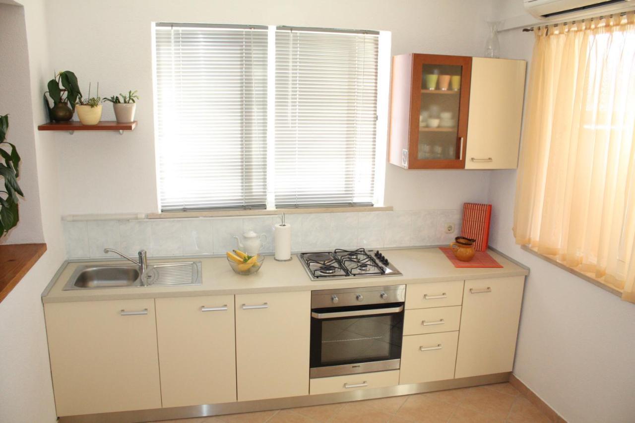 Apartment Anand 2