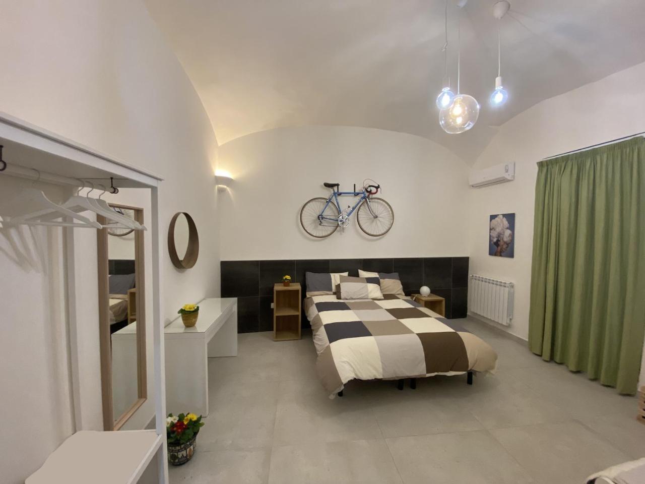 Casa Falo’ 2