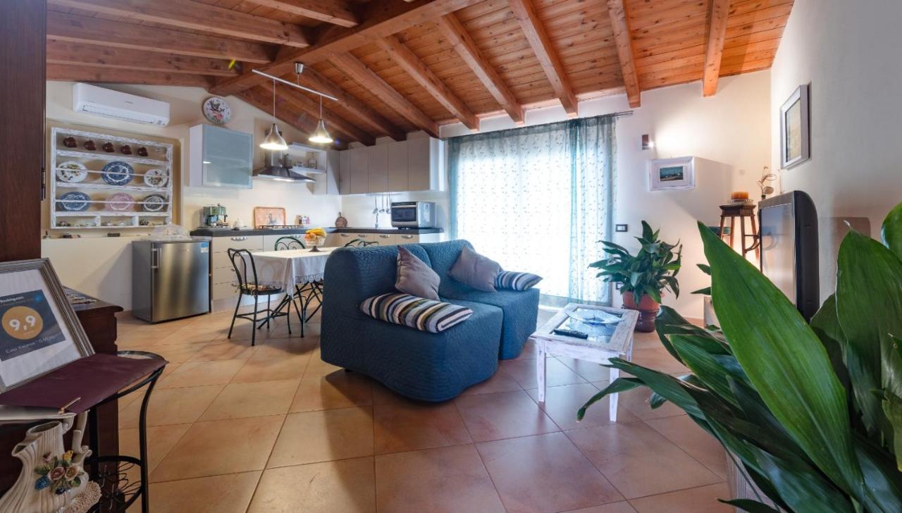 Casa Vacanze " Is Meris "