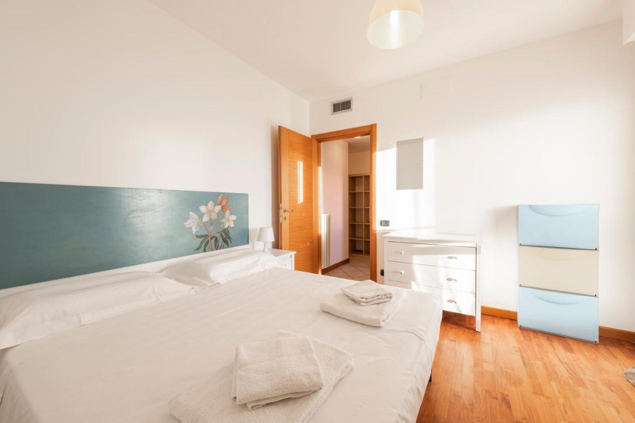 Leopolda Modern by Mmega 2
