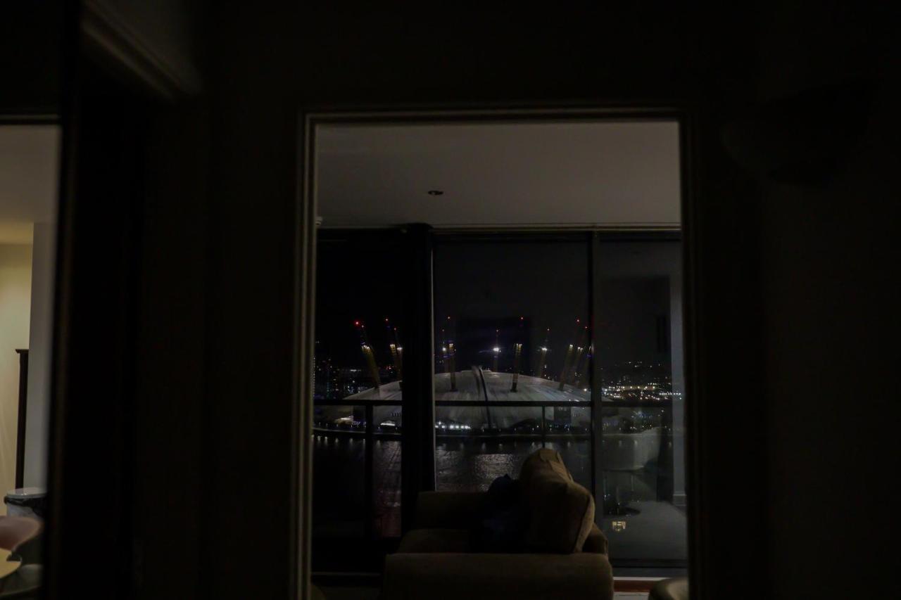 Canary Wharf & O2