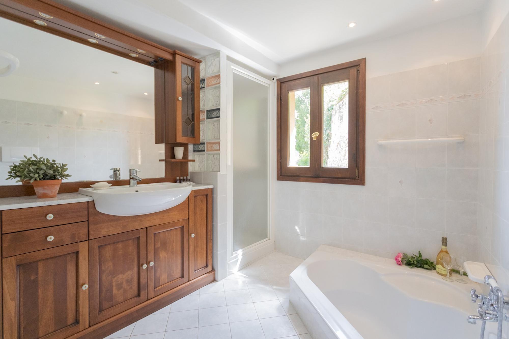 Co-L371-Uric20a1 - Vacation Family Home in Tremezzo 2
