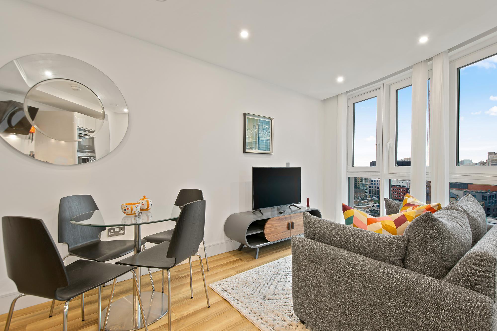 Elegant One Bedroom Apartment in Altitude Point