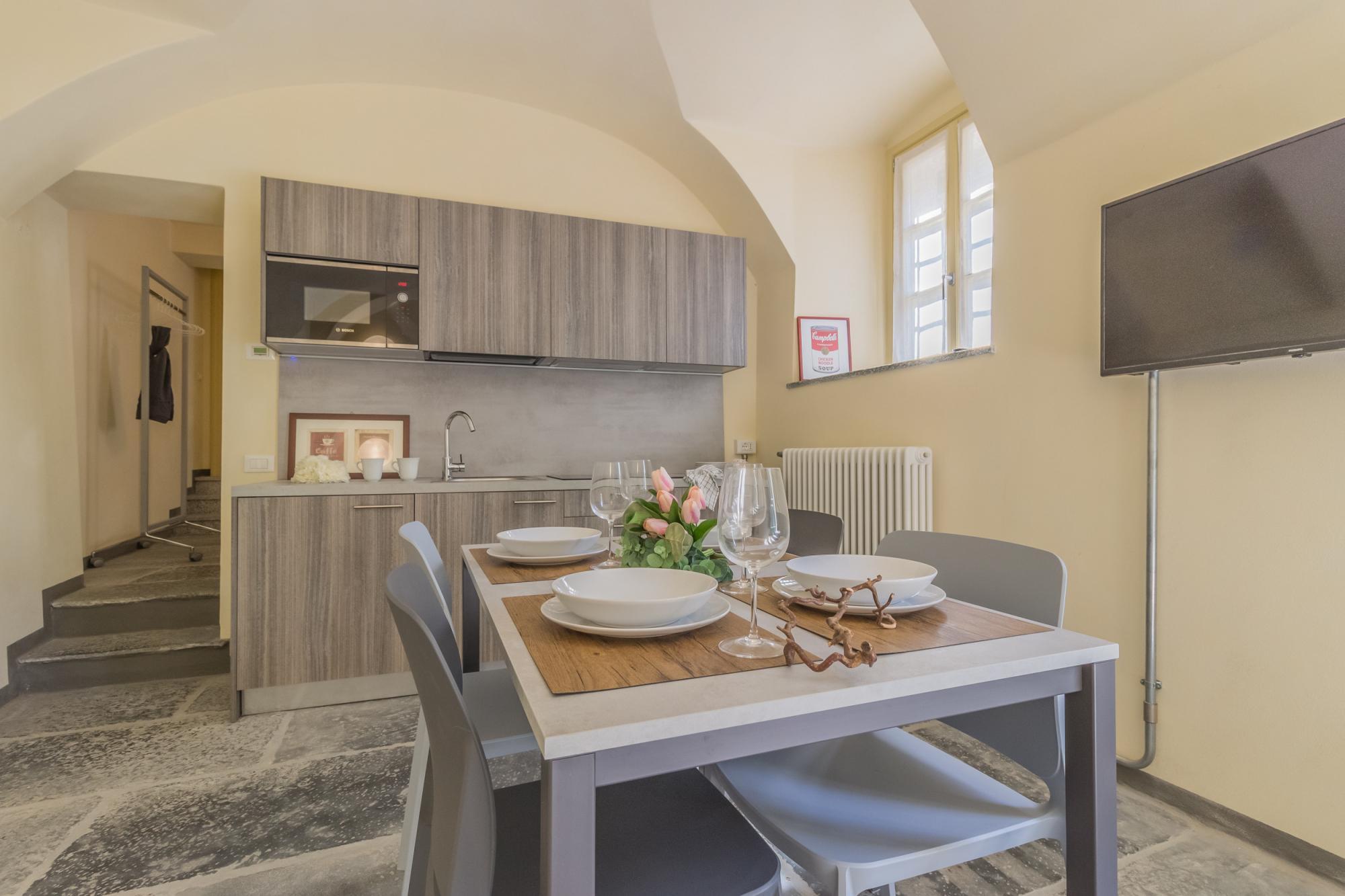 Tiny Duke Apartment in Varenna 1