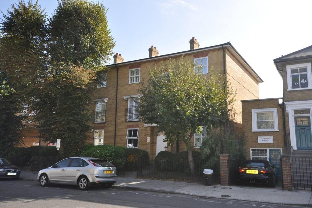 Lovely 1 Bed Flat in a Desired Islington Location 2