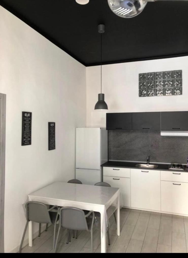 Suite &House 1