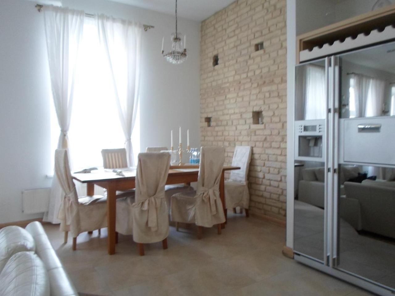 Old Town Luxury Apartments 1