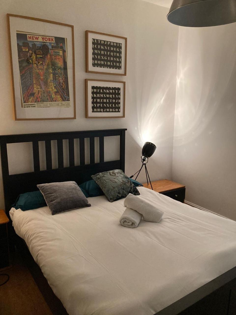 Clerkenwell Apartments by Dc London Rooms 1