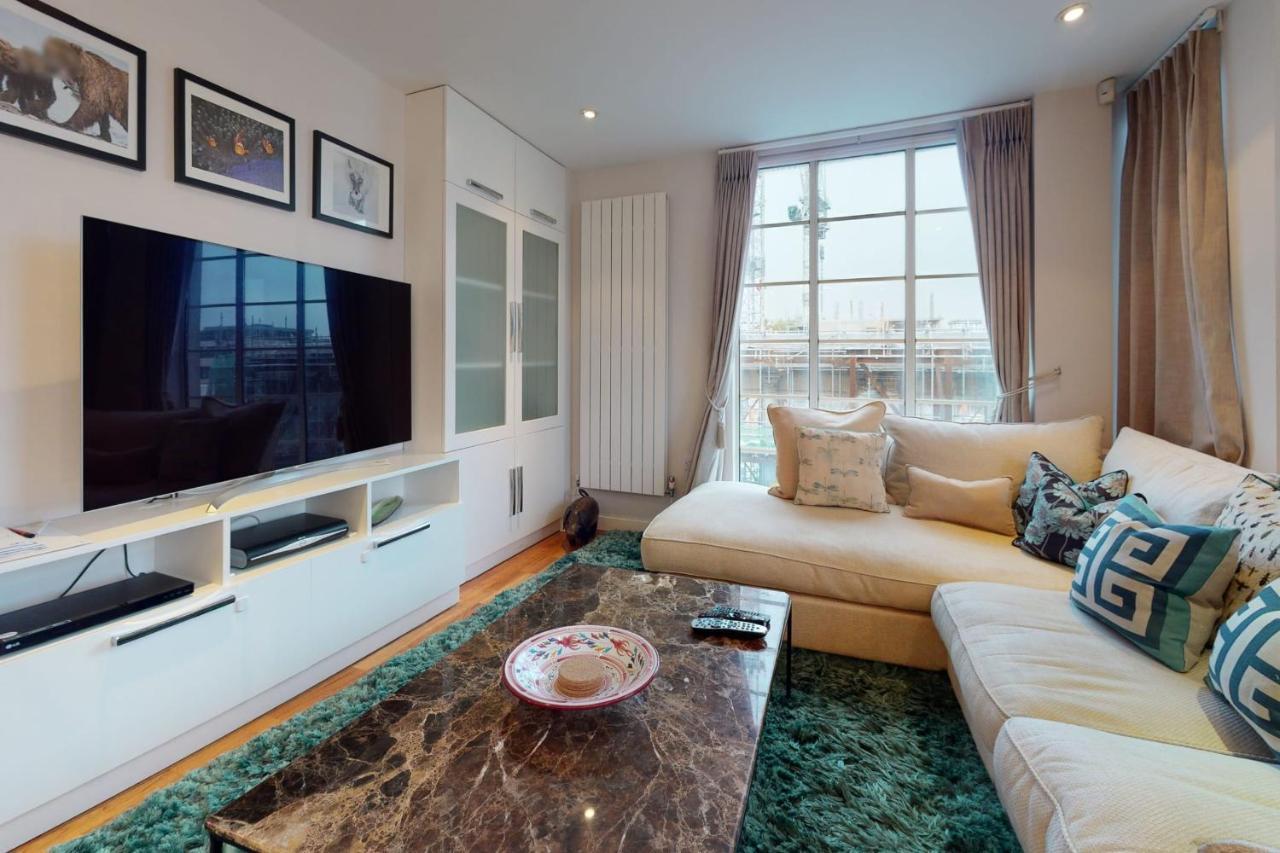 Luxury And Modern Bayswater Apartment