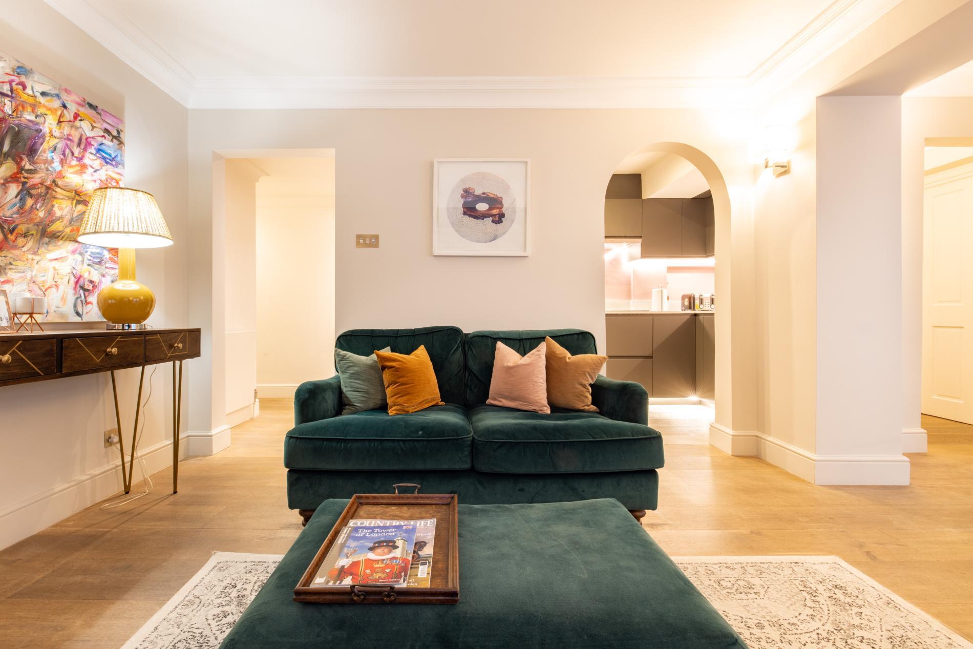 Brunswick Oasis.  a Luxury for 4 W/ Private Patio