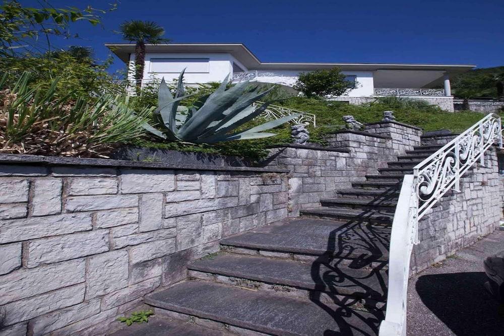 Villa Lago Lugano in Bissone 2