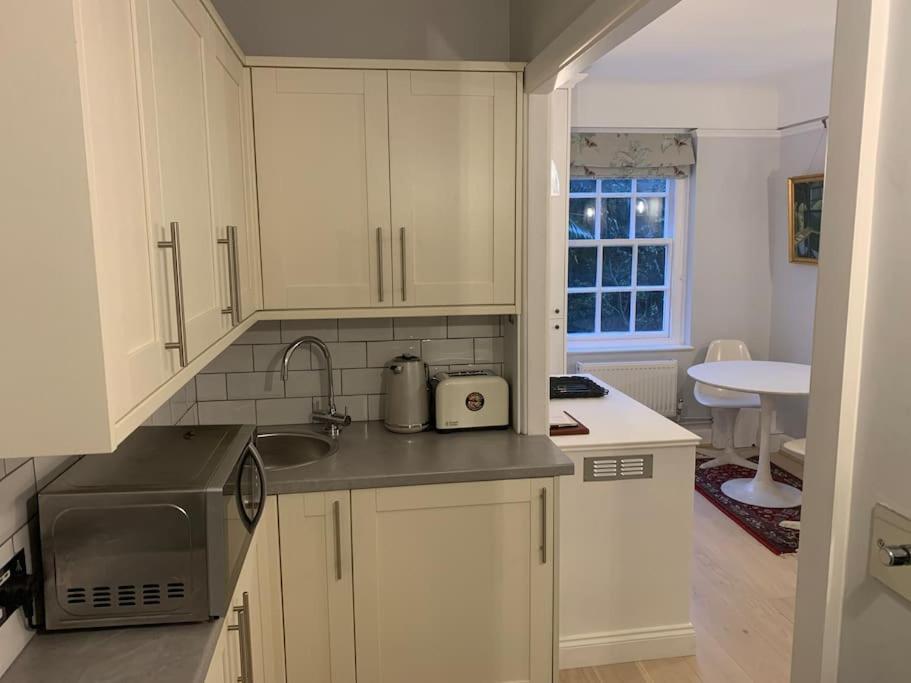 South Kensington Studio 1