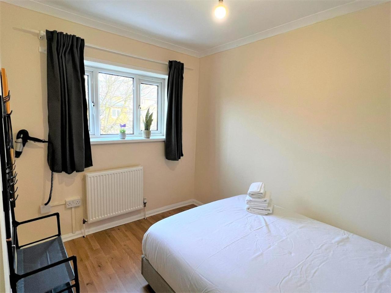 Stepney Green Comfy Double Bed Rooms 14