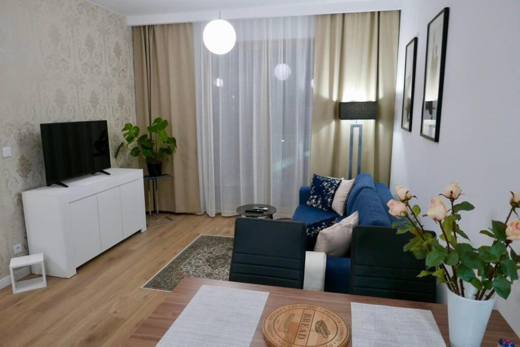 Os Krolewska - Modern Apartment in Wilanow
