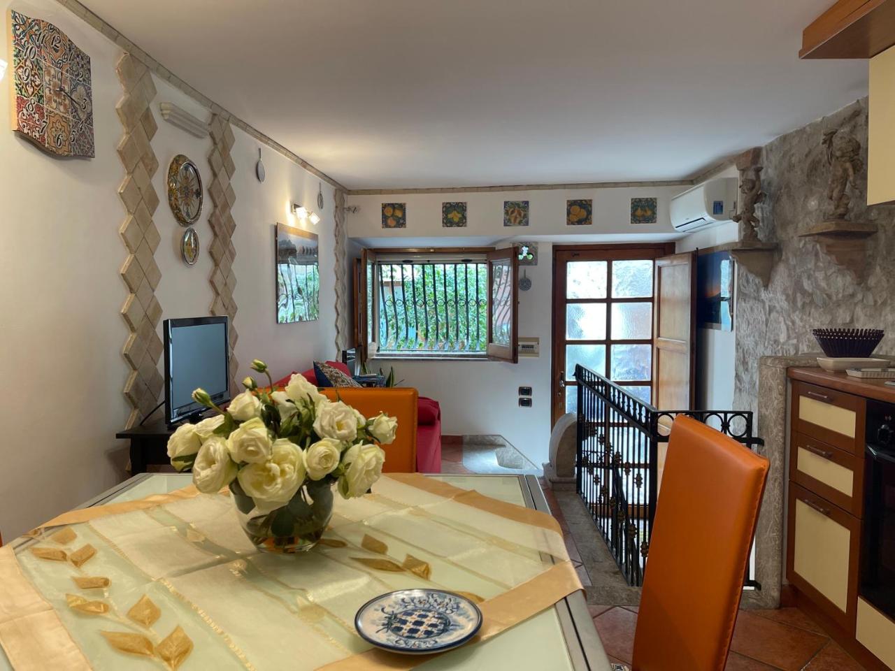 Majolica Taormina Apartment 2