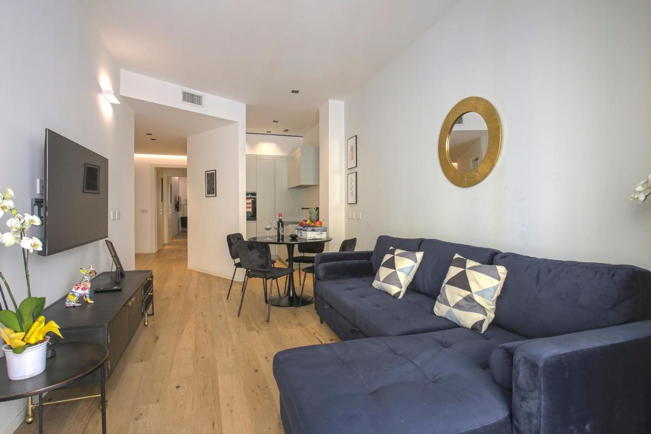 Milan Chic Apartment-Hosted by Sweetstay