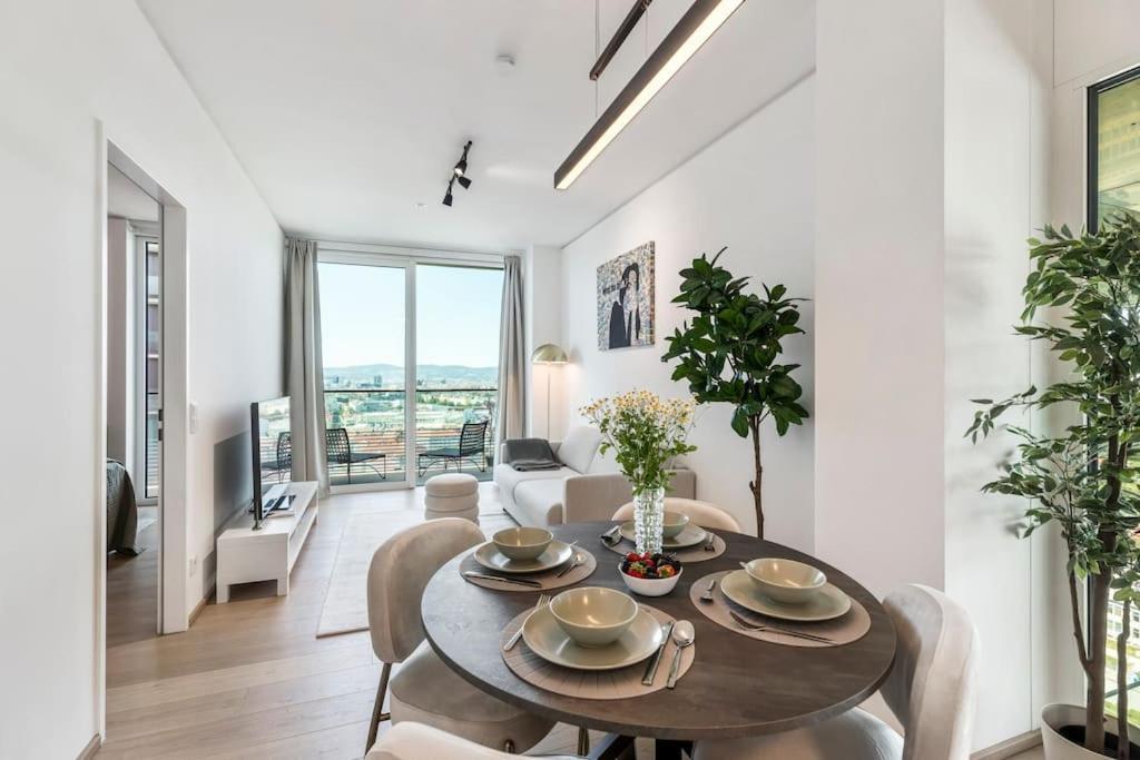 Design Apartment with Amazing View Over Vienna