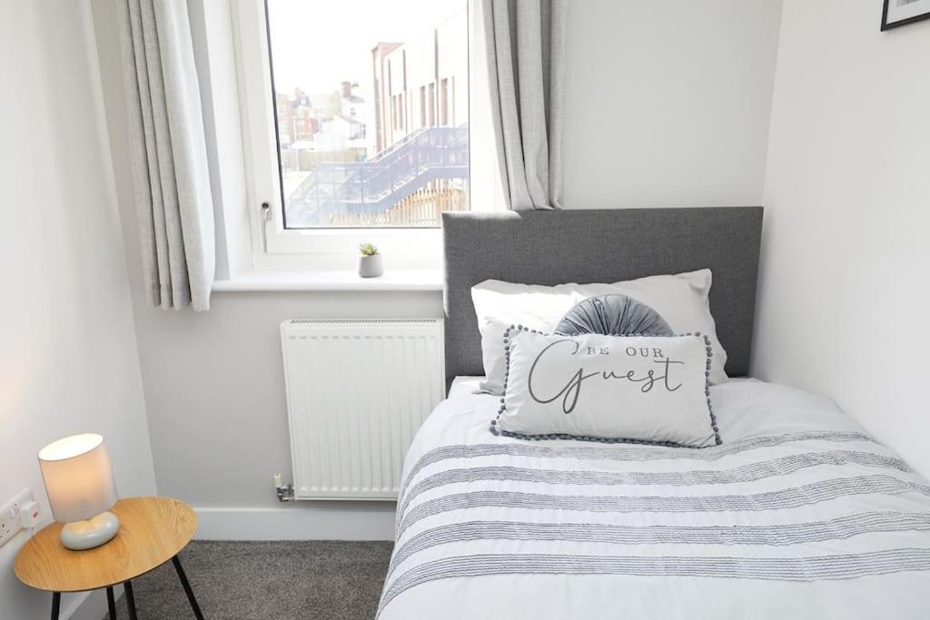 Fabulous 3 Bed Nw London Apartment with Private Garden (Adults Only) 2