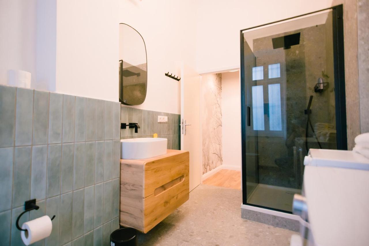 The Weinert Suites 1