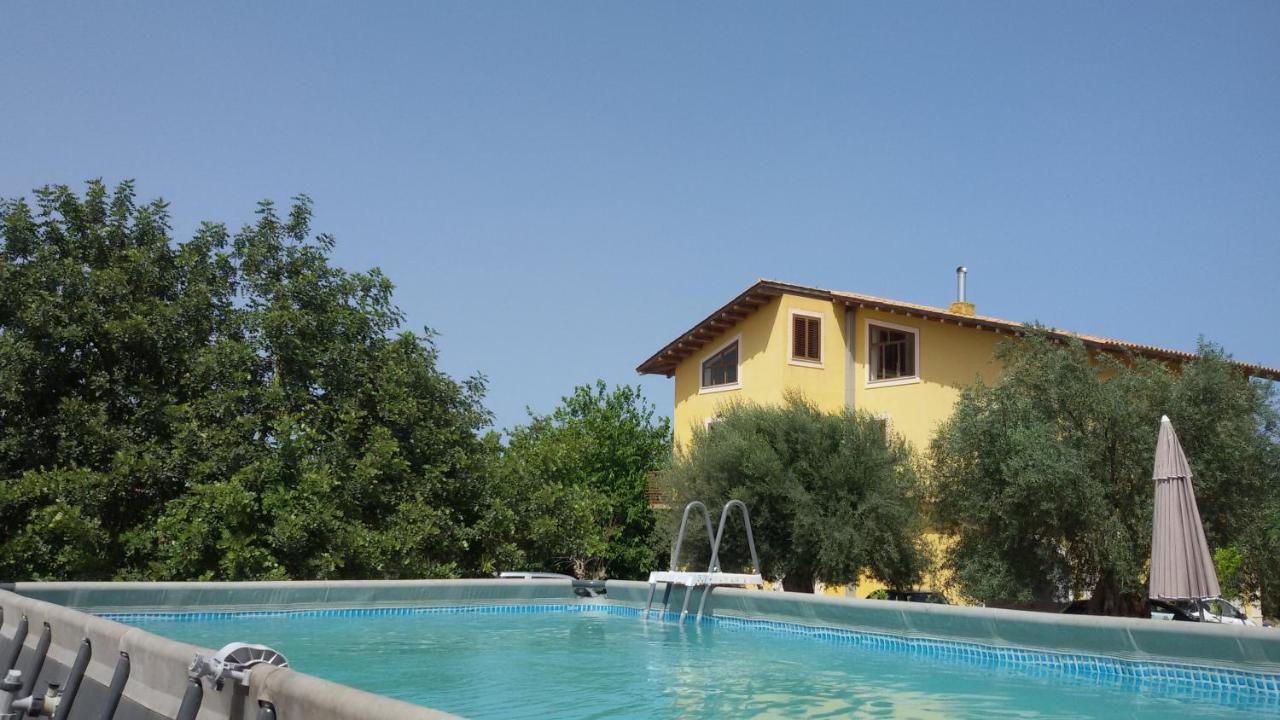 Dimore Del Carrubo - Villa Con Piscina