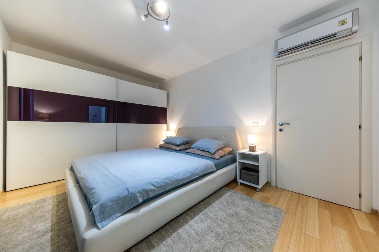 2 Bathrooms, Free Parking Spot, Prt Sea View 2