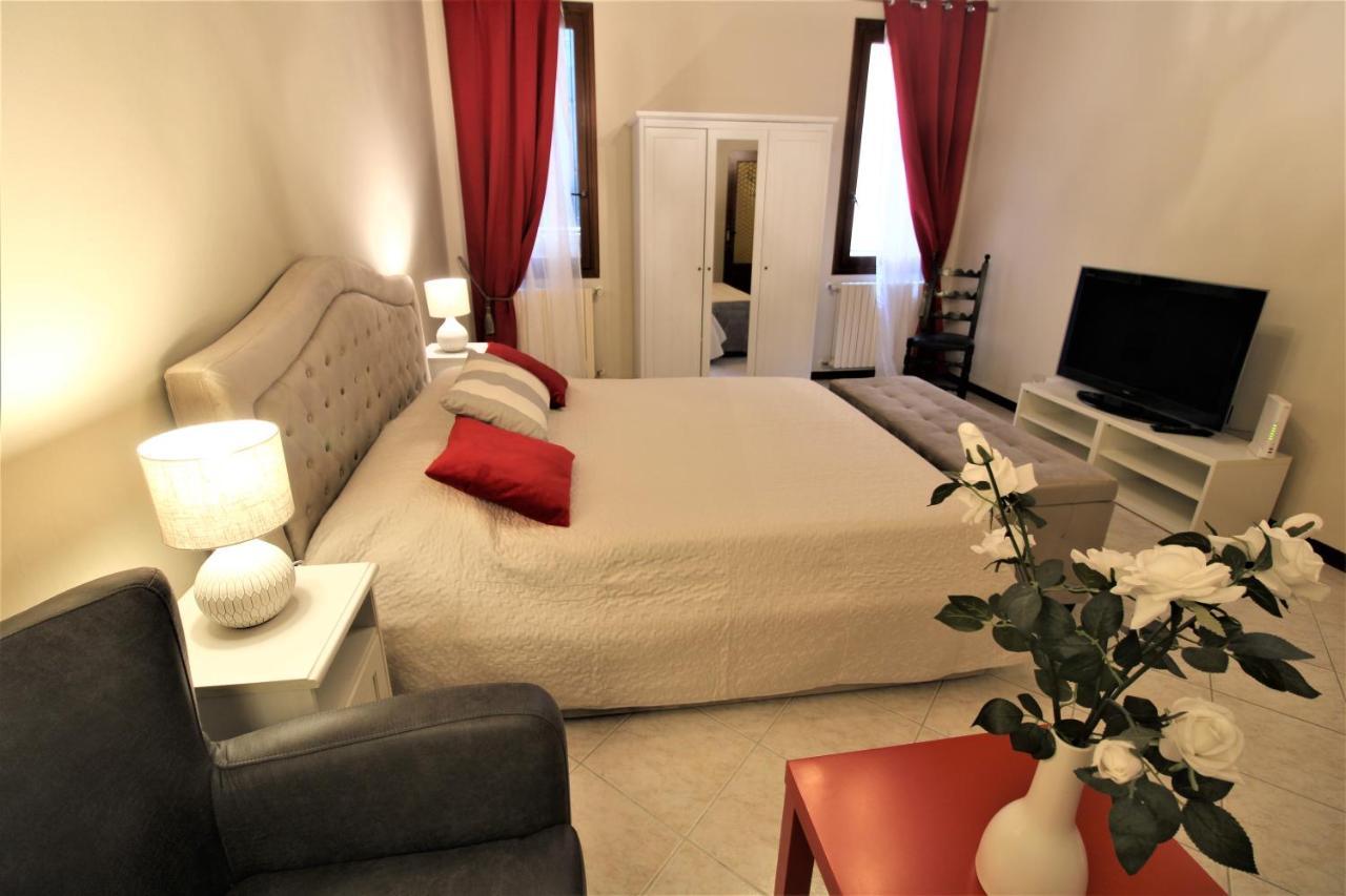 Central And Spacious Apartment 1