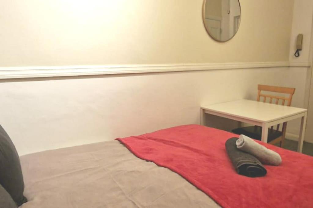 Private London Kensington Studio 2 Mins From Tube 2